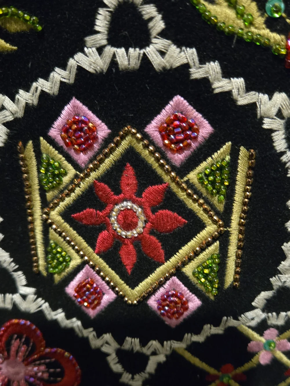 vintage Isabella Fiore Bohemian Hobo embroidered, Beaded shoulder bag